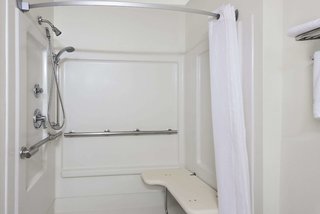 super 8 by wyndham kent akron area