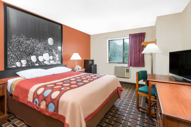 super 8 by wyndham kent akron area