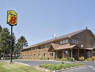 Northwoods Inn & Suites,Near Dorothy Molter Museum,2 star