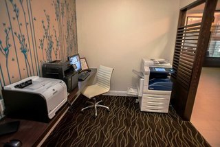 hilton garden inn portland airport
