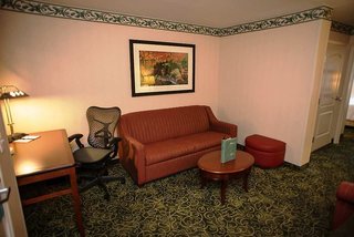 hilton garden inn portland airport