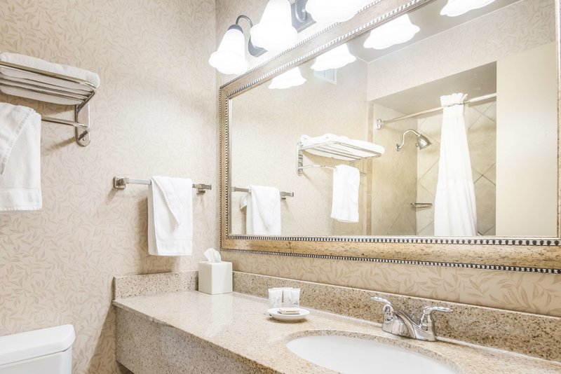 red lion hotel portland airport