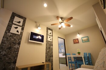 vanilla summer inn