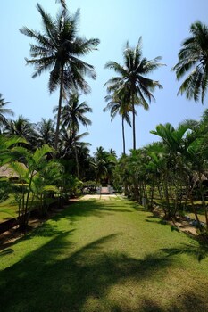 Suan Bankrut Beach Resort,Hua Hin>>Bang Saphan,3 star