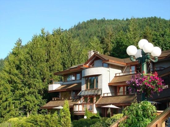 Sunshine Coast Resort,Garden Bay>>Egmont,4 star