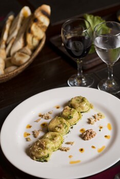 hotel maitei posadas