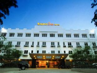 Nagoya One Hotel,Batam City>>Batam,4 star