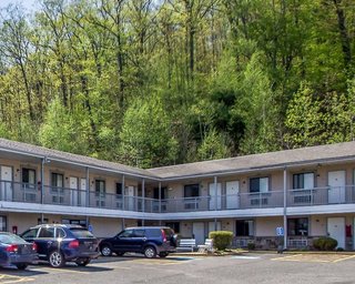 Americas Best Value Inn Torrington Ct,Torrington>>Litchfield,3 star