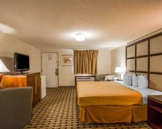 americas best value inn torrington ct