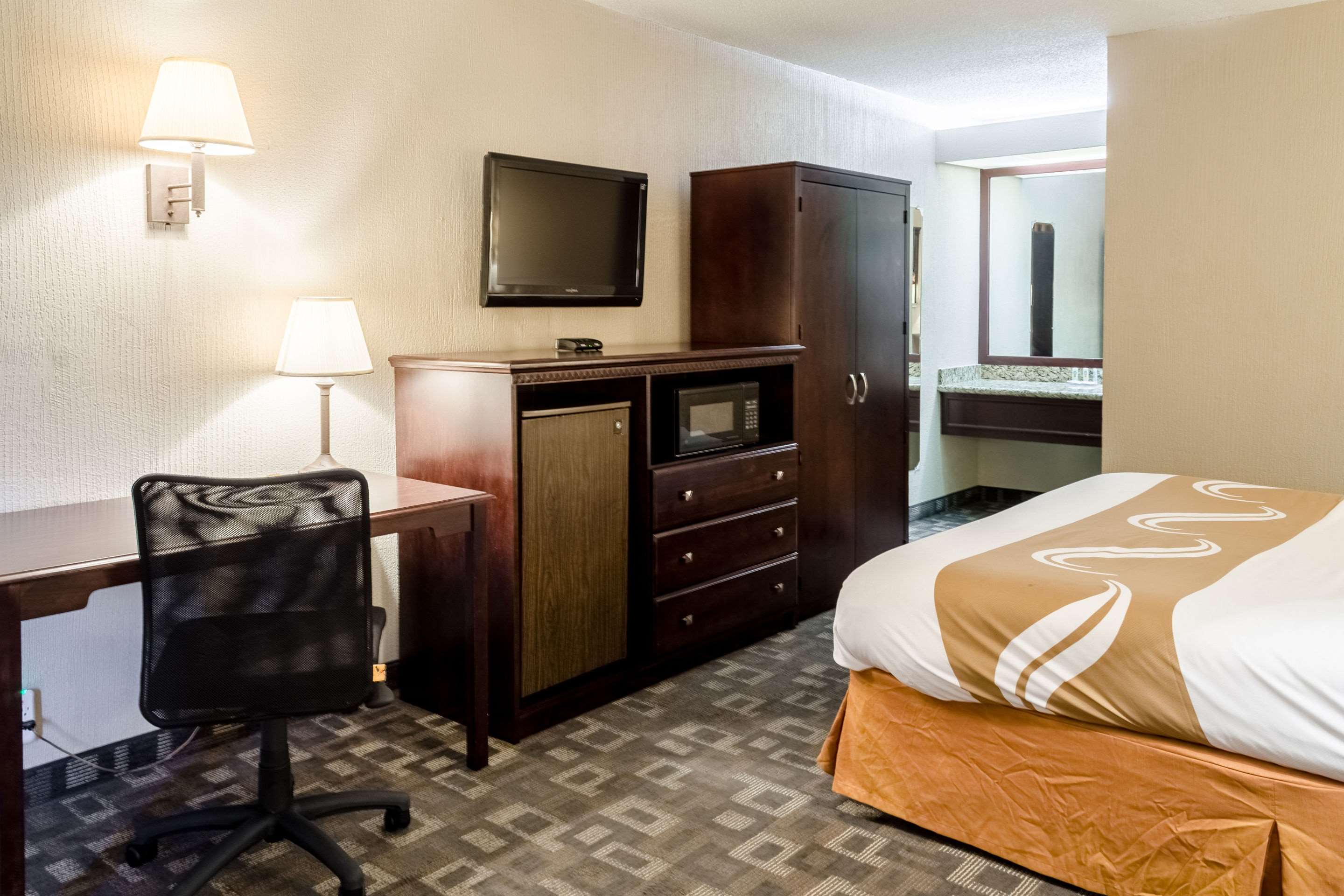 quality inn moss point pascagoula