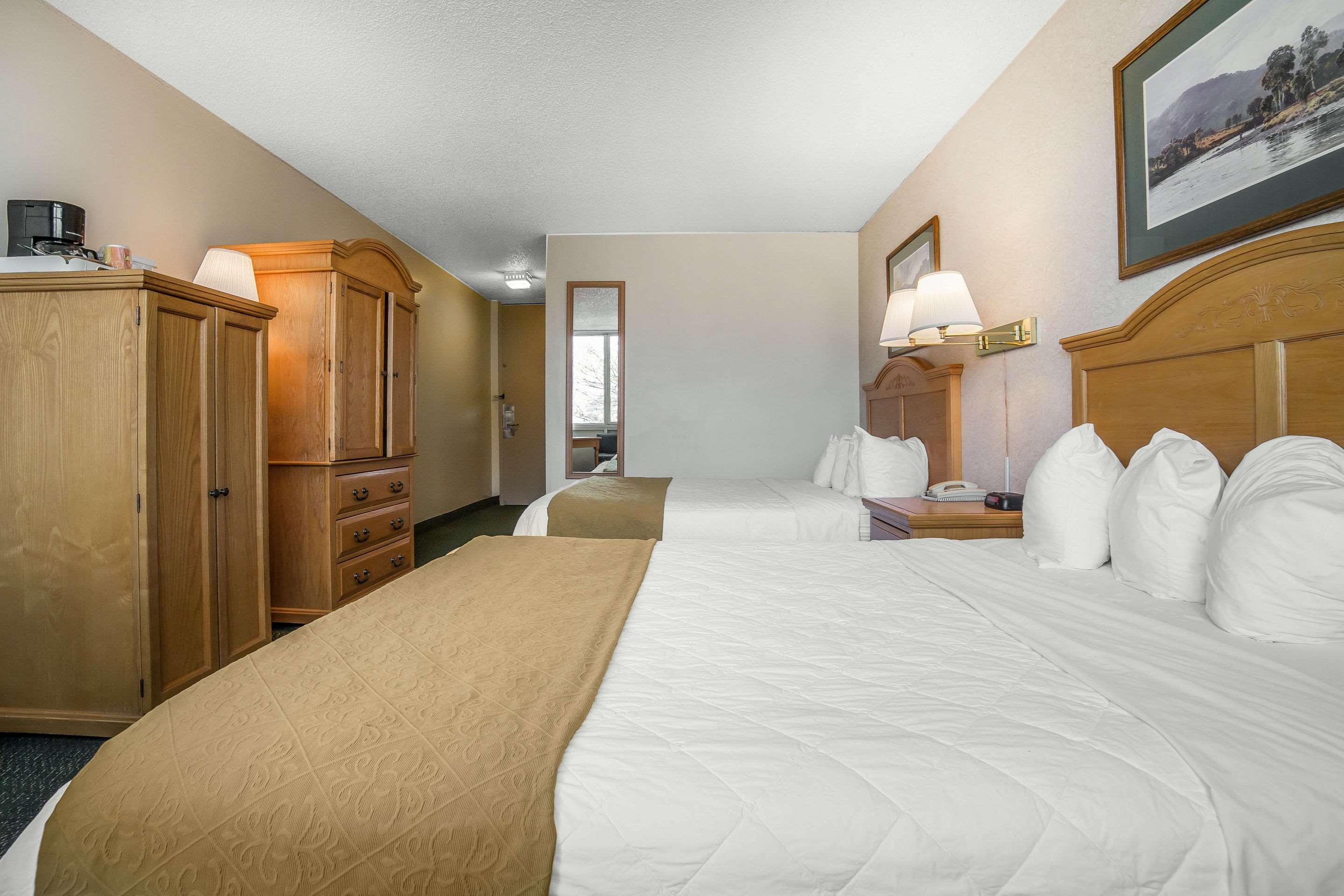 econo lodge rawlins