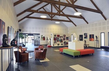 Loire & Sens,Gennes>>Angers,4 star