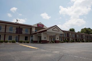 Red Roof Inn & Suites Jackson, Tn,Madison>>Jackson,2 star