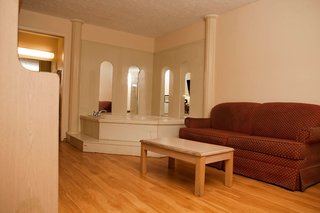 Red Roof Inn & Suites Jackson, Tn,Madison>>Jackson,2 star