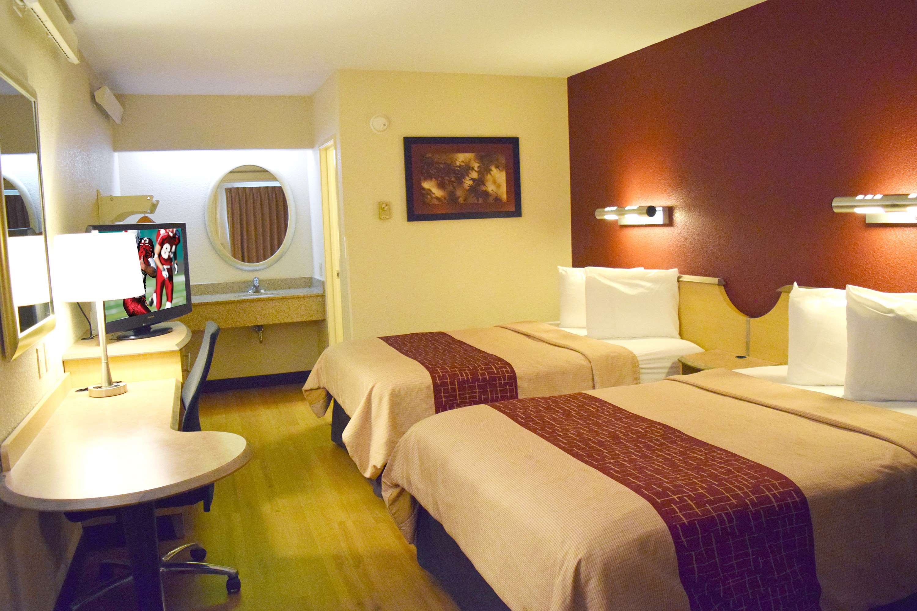 red roof inn wilkes barre arena