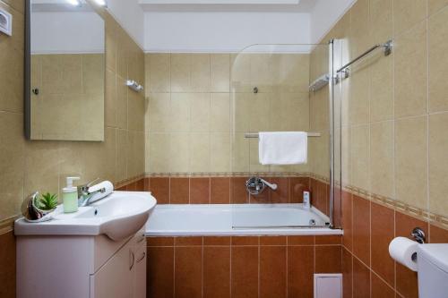 grand budapest apartments