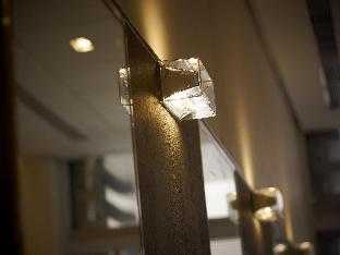 twenty one whitfield