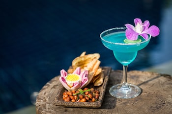khmer paradise villa