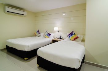 mornington hotel sitiawan