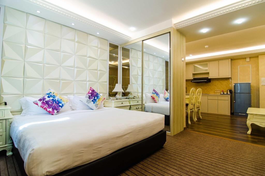 mornington hotel sitiawan