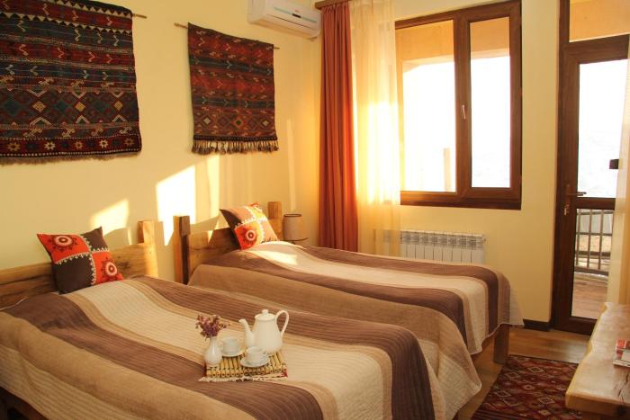silk road hotel yerevan
