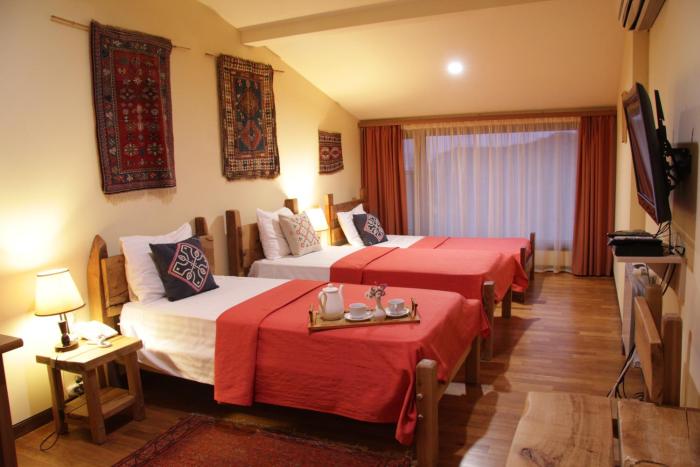 silk road hotel yerevan