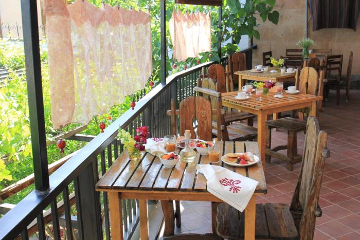silk road hotel yerevan