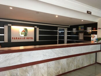 paradise hotel