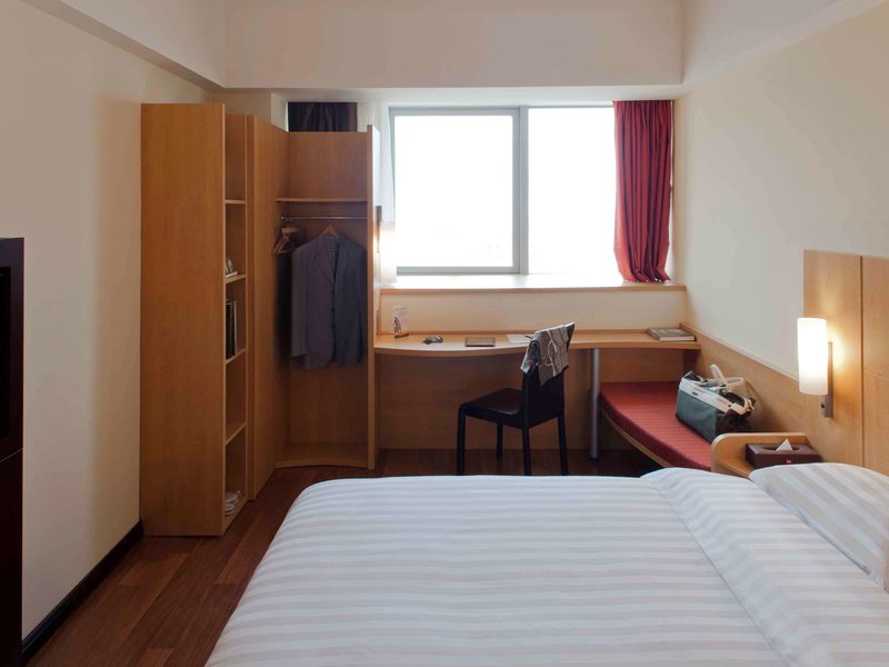ibis qingdao chengyang