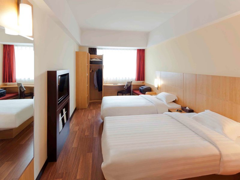ibis qingdao chengyang