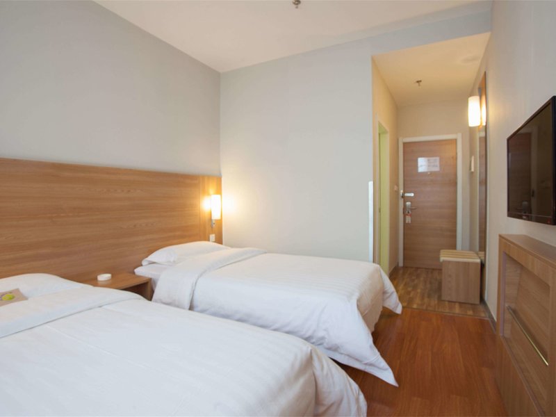 ibis qingdao chengyang