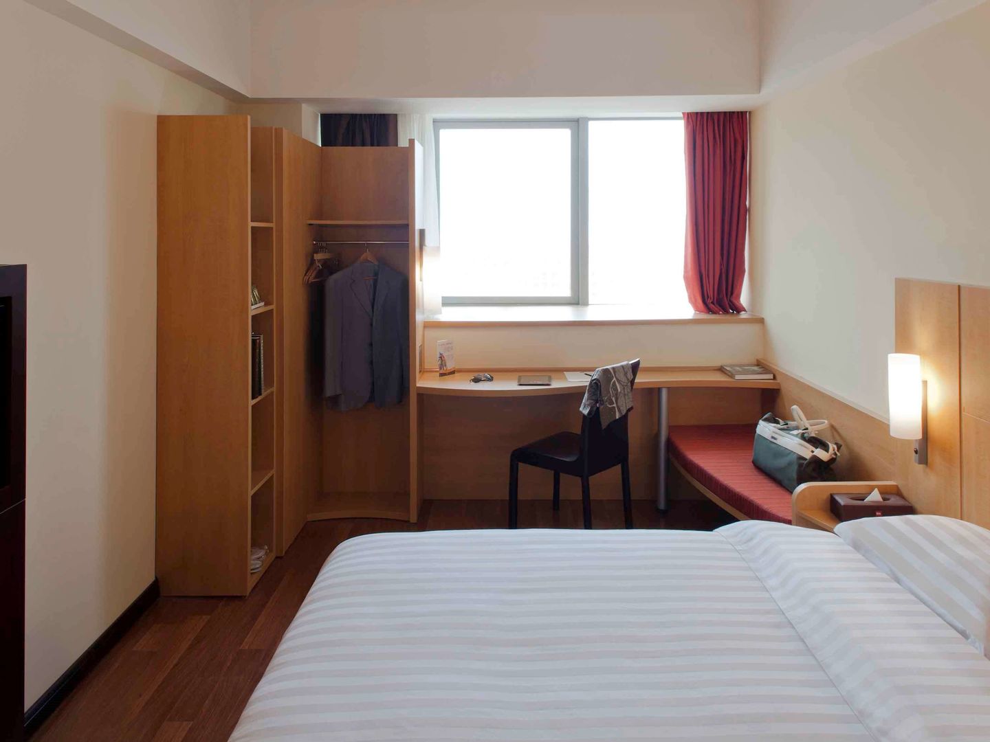 ibis qingdao chengyang
