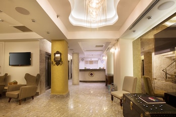 pera center hotel