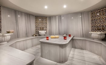 pera center hotel