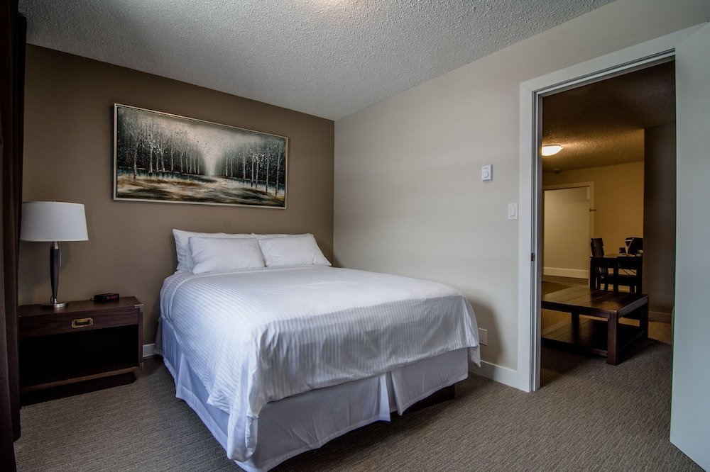 Northwood Plaza Hotel,Prince George>>Bednesti,3 star