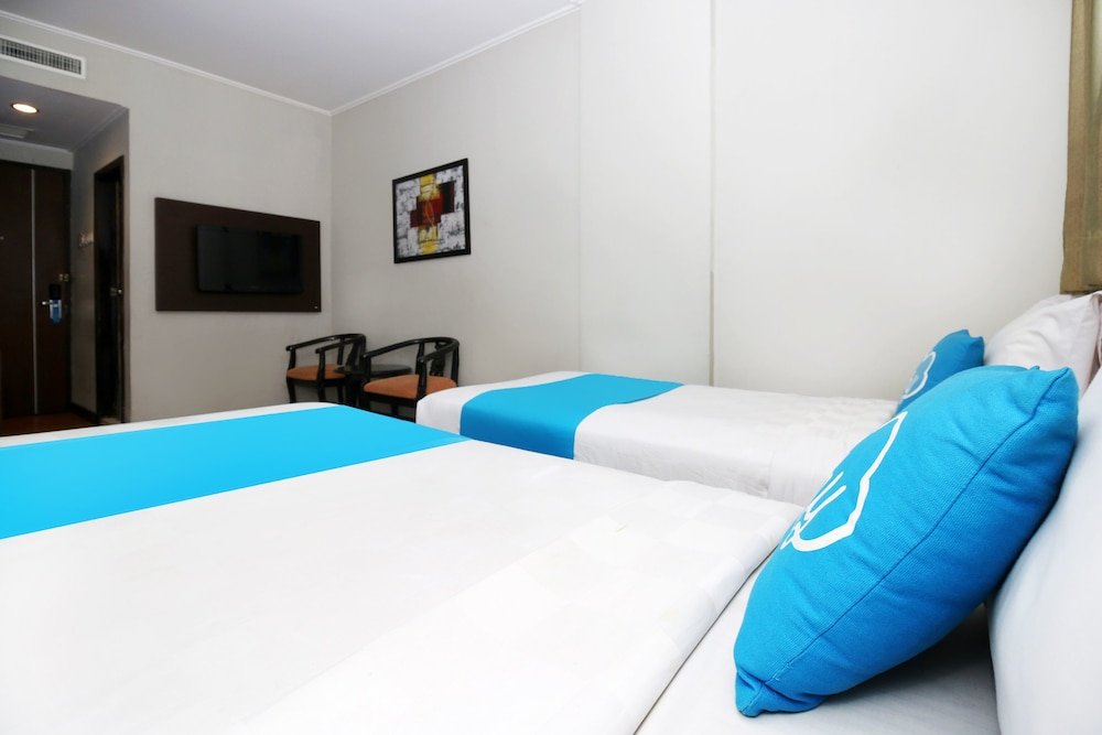 grand palace hotel makassar