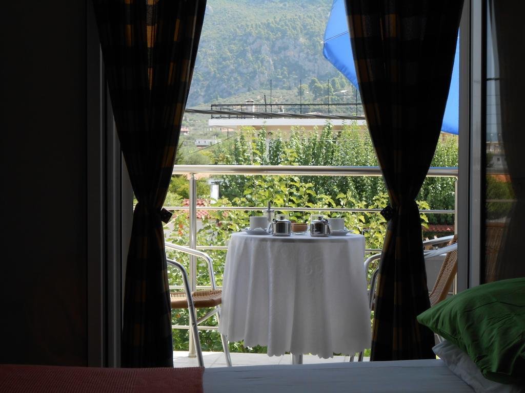 molos agios konstantinos