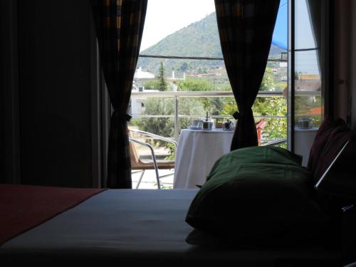 molos agios konstantinos