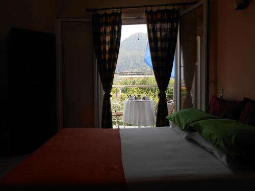 molos agios konstantinos