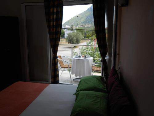 molos agios konstantinos