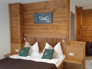 Pension Ballwein,Leopoldskron-Moos>>Anif,3 star