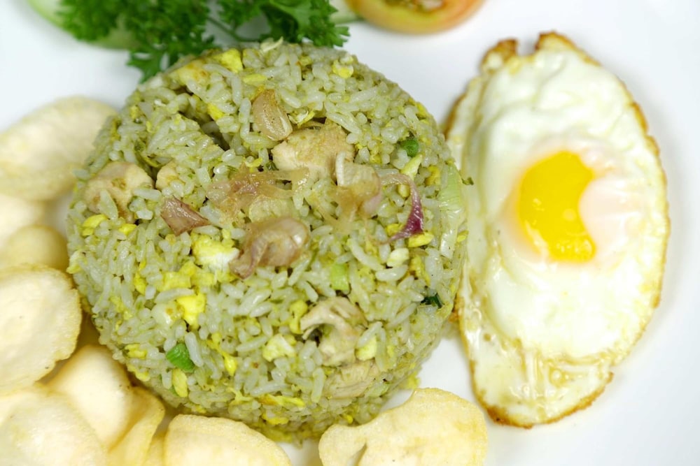 laxston hotel by front one