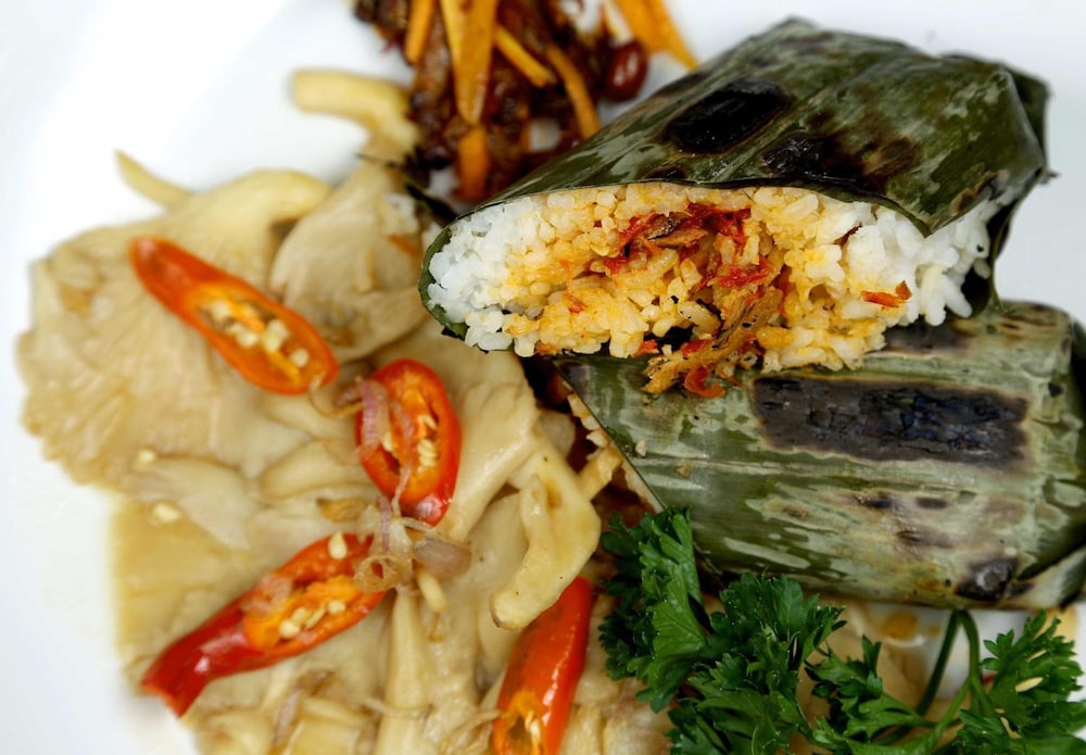 laxston hotel by front one