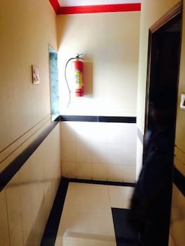 Hotel Metro Plaza,Mumbai>>Central Suburbs,3 star
