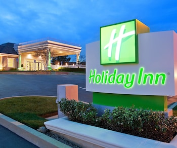 Holiday Inn Redding By Ihg,Shasta>>Redding,3 star
