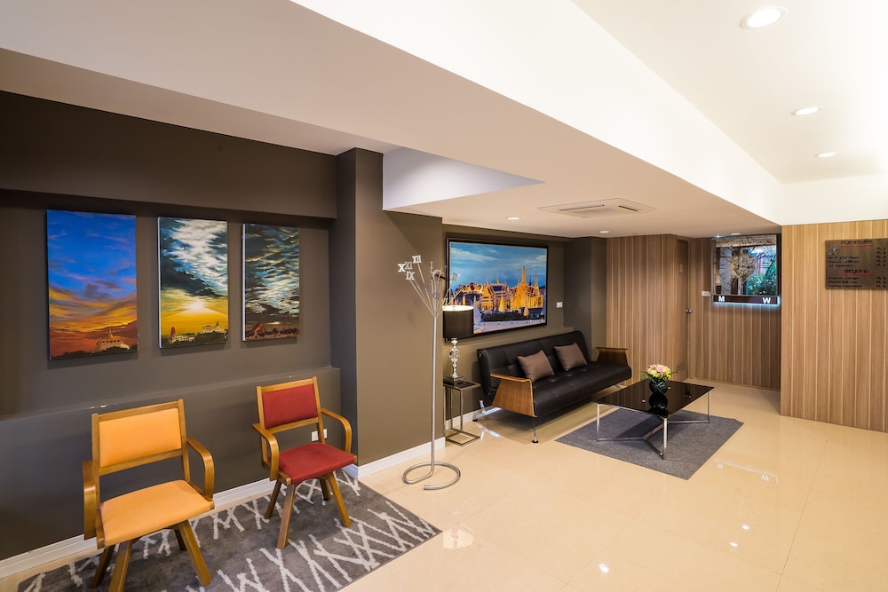 beyond suite hotel