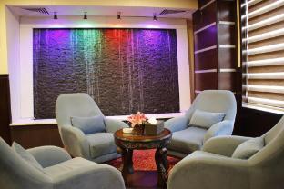 balcony hotel and suites