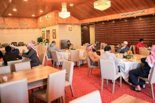 balcony hotel and suites