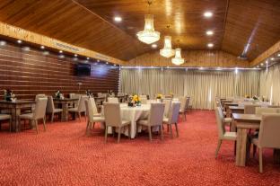 balcony hotel and suites