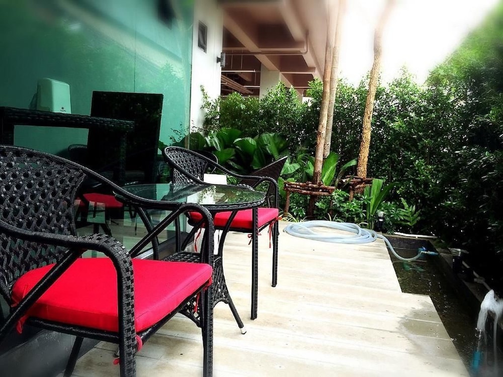 the one boutique hotel